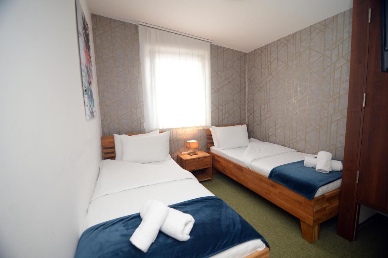 Hotel Hedonist Lux à Lucani Extérieur photo