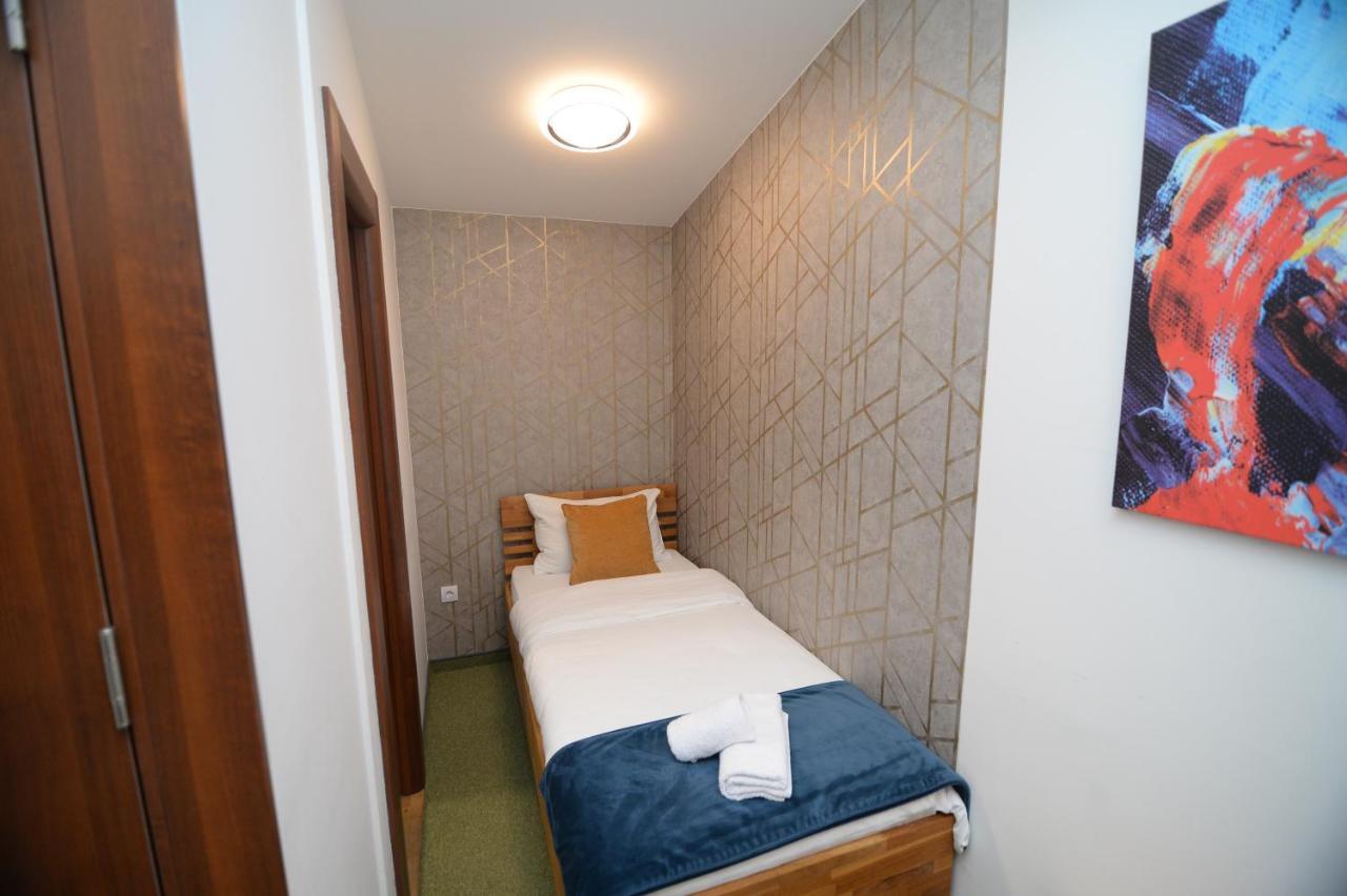 Hotel Hedonist Lux à Lucani Extérieur photo