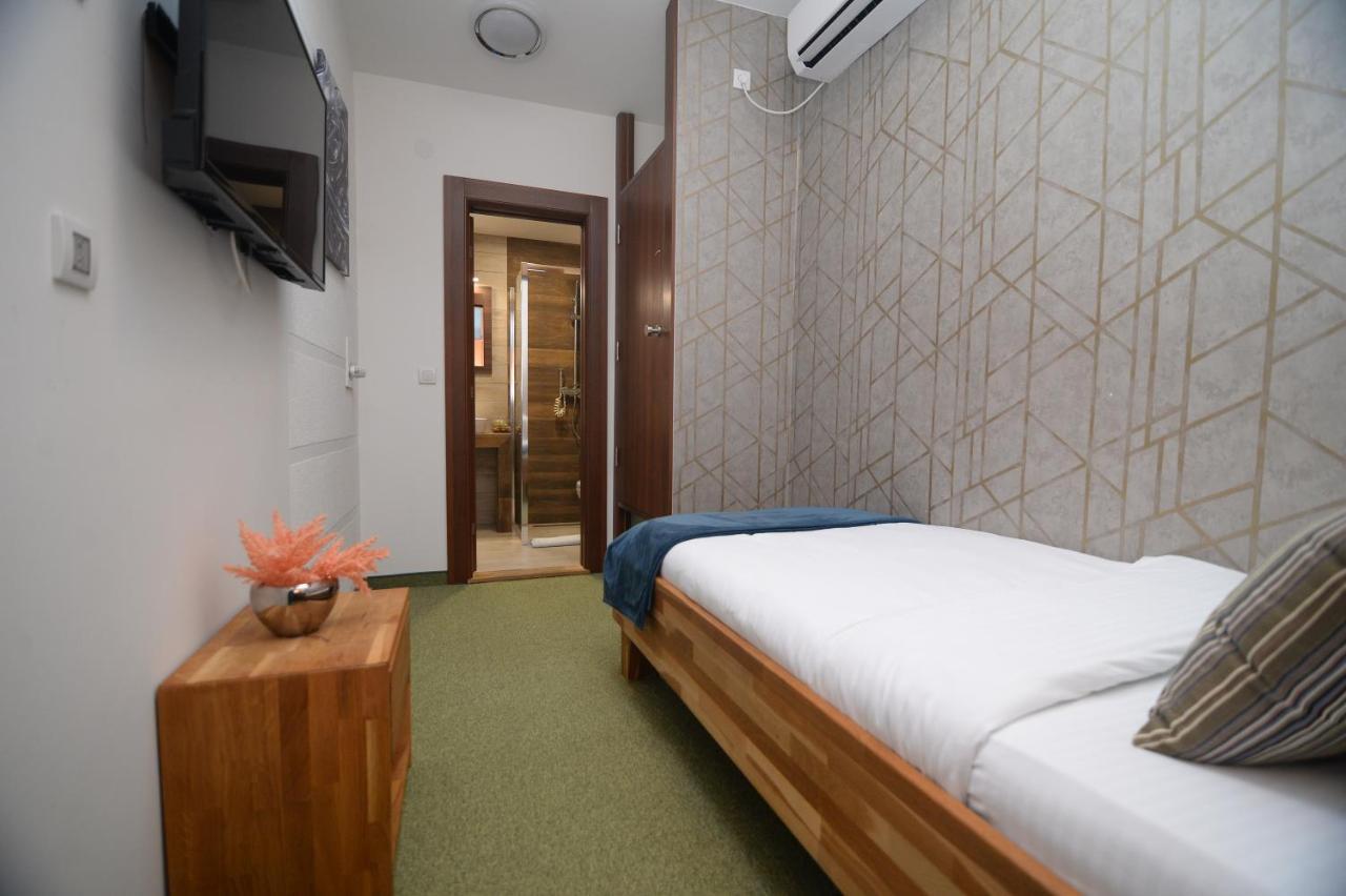 Hotel Hedonist Lux à Lucani Extérieur photo