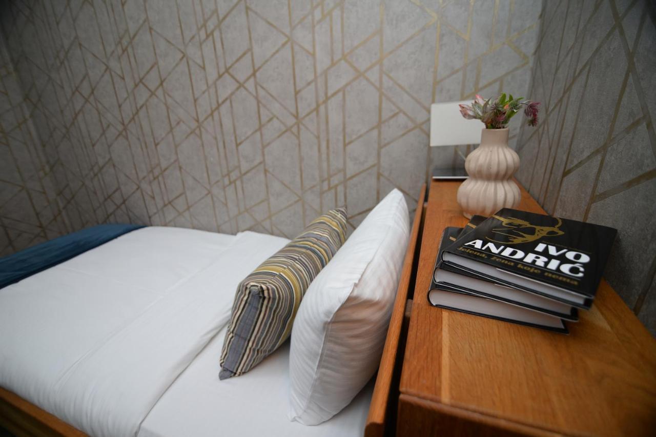 Hotel Hedonist Lux à Lucani Extérieur photo